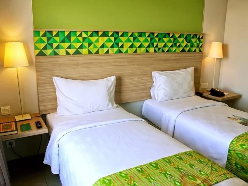 Khas Makassar Hotel מראה חיצוני תמונה