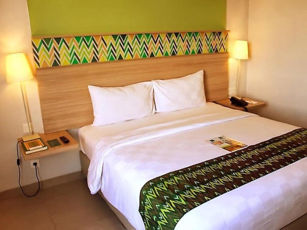 Khas Makassar Hotel מראה חיצוני תמונה