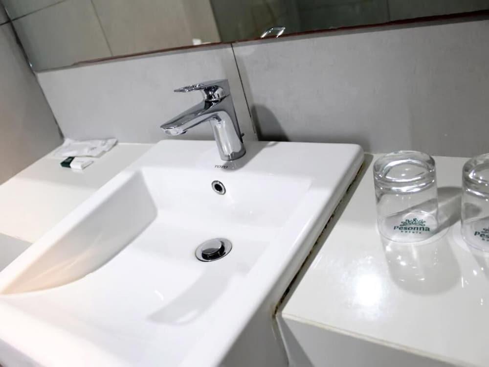 Khas Makassar Hotel מראה חיצוני תמונה