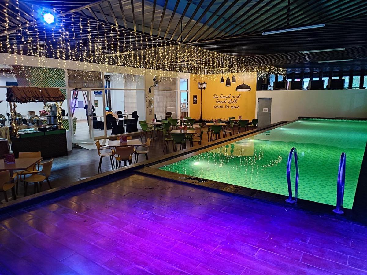Khas Makassar Hotel מראה חיצוני תמונה