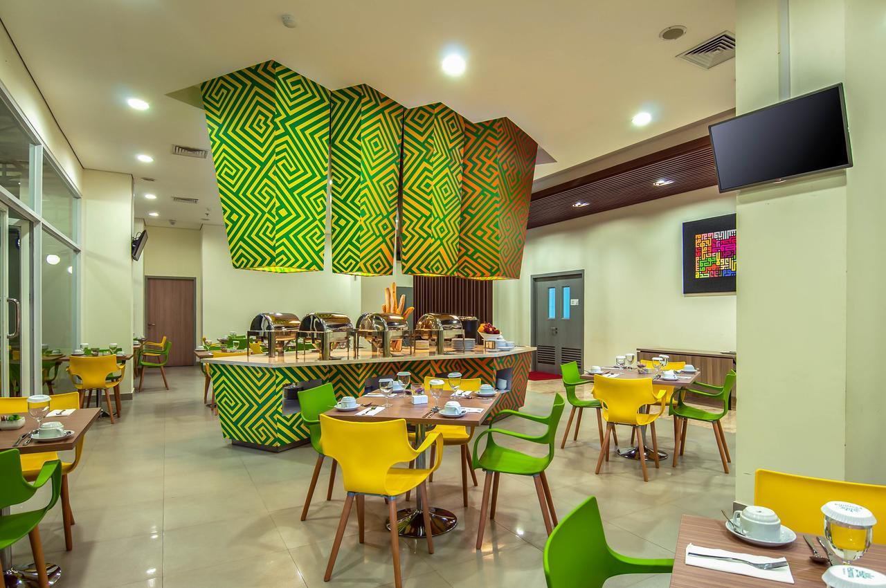 Khas Makassar Hotel מראה חיצוני תמונה