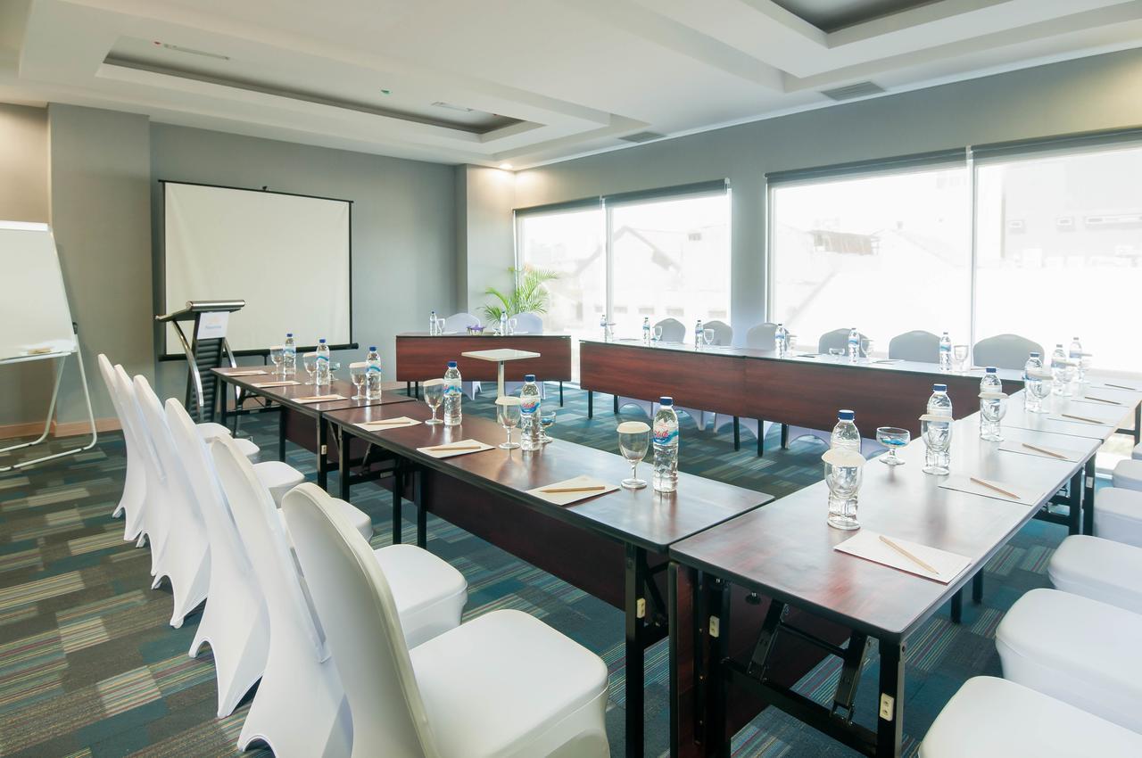 Khas Makassar Hotel מראה חיצוני תמונה